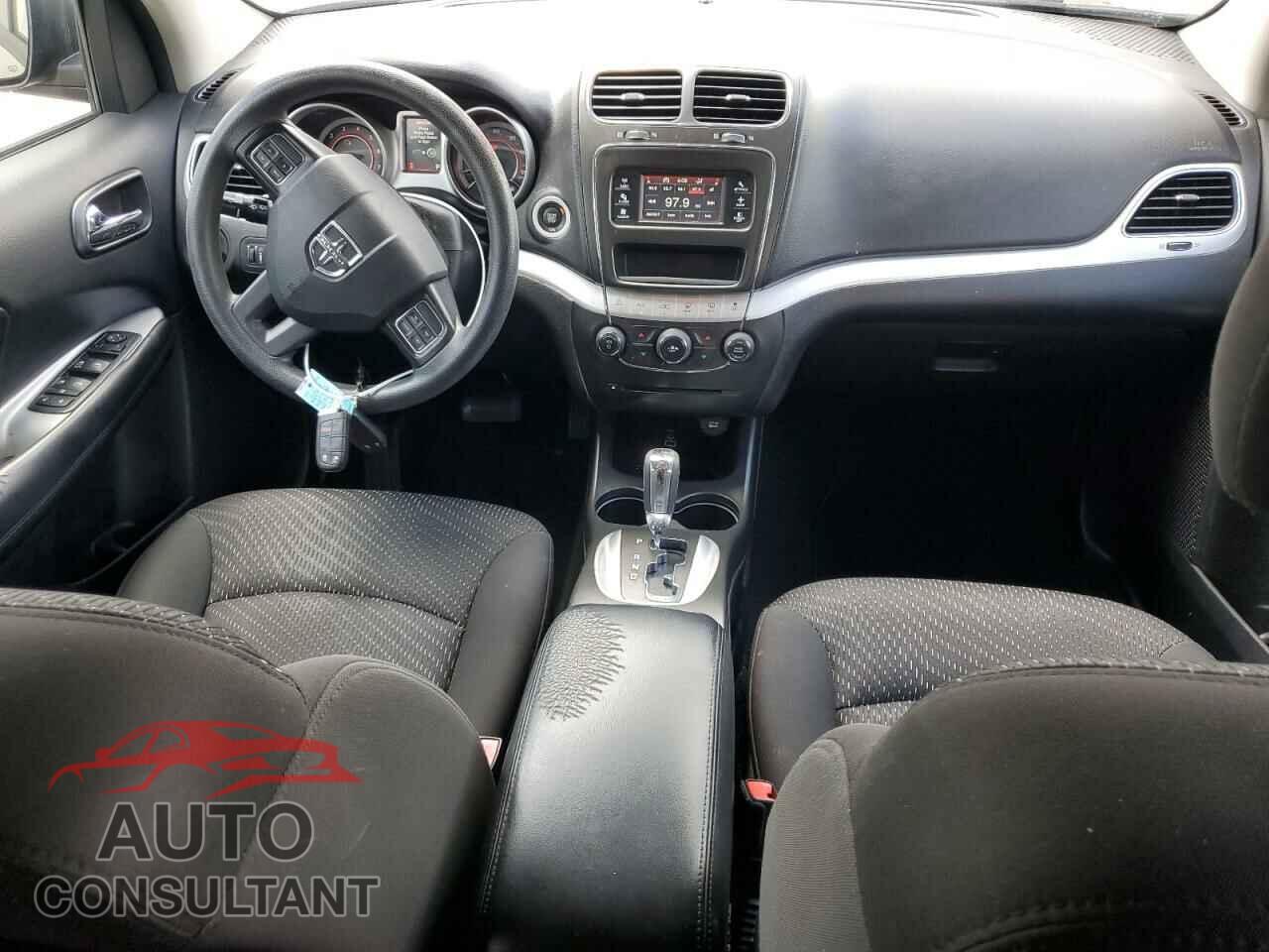 DODGE JOURNEY 2017 - 3C4PDCBG2HT572894