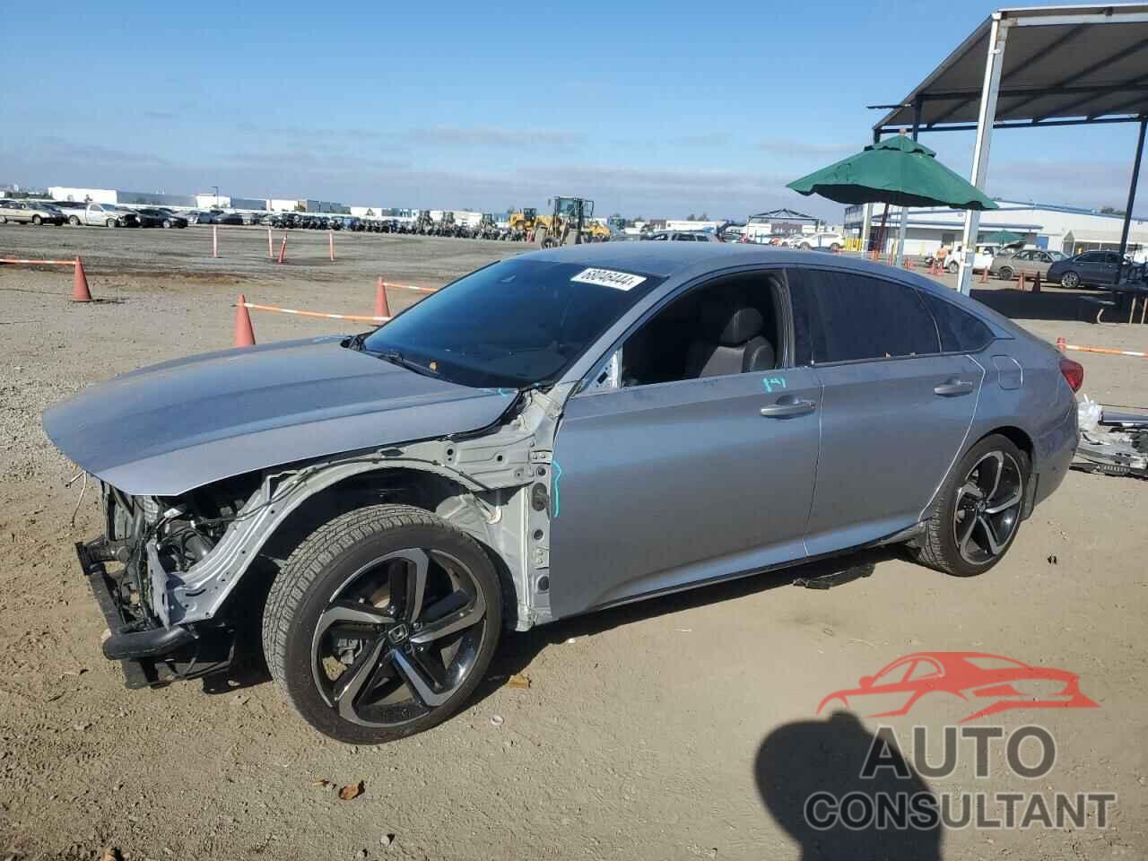 HONDA ACCORD 2018 - 1HGCV1F33JA041130