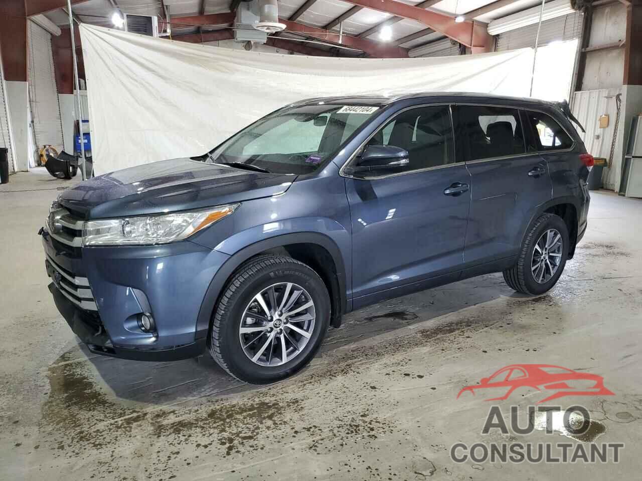 TOYOTA HIGHLANDER 2018 - 5TDJZRFH2JS837603