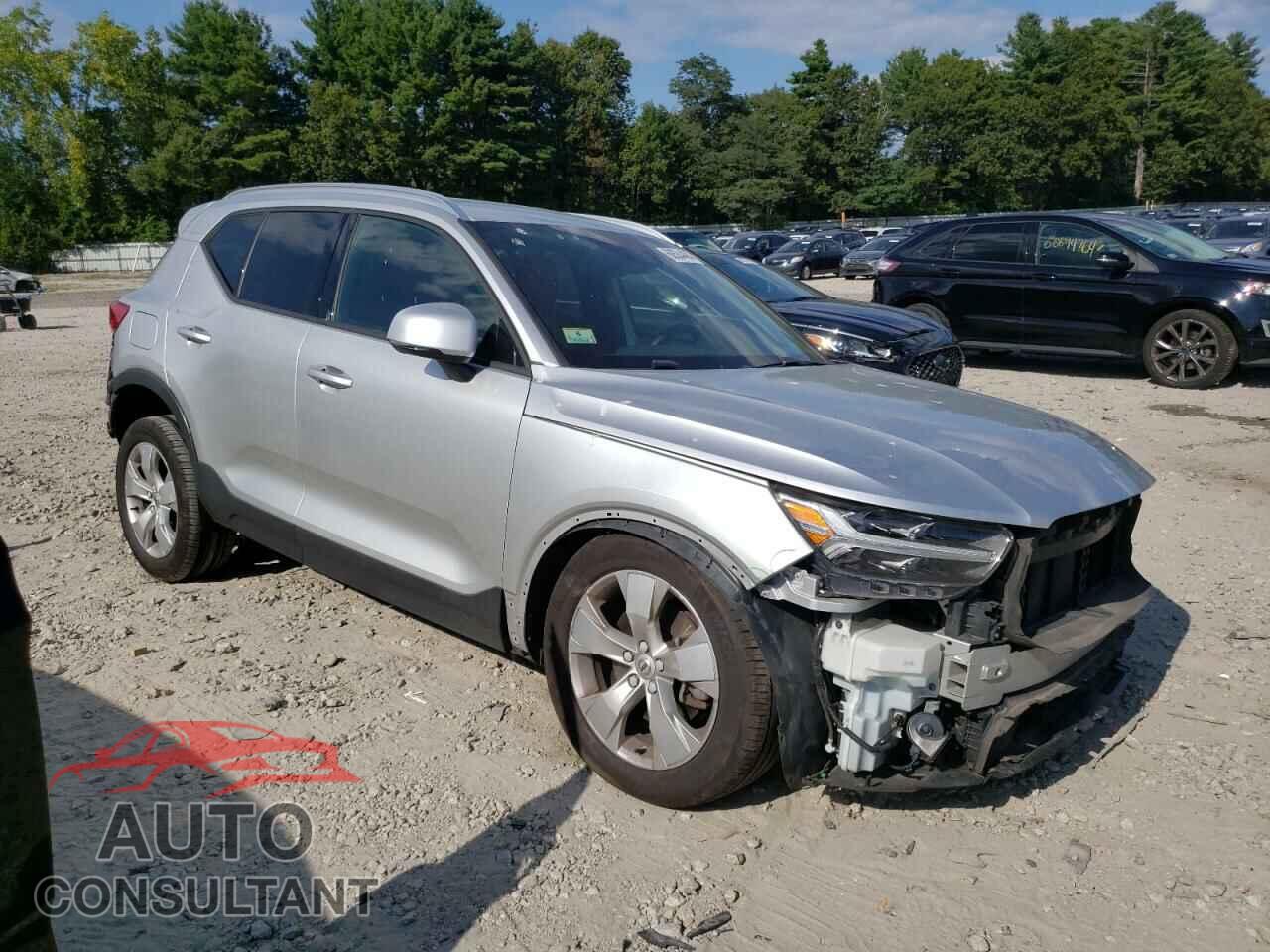 VOLVO XC40 2019 - YV4162XZ8K2008564