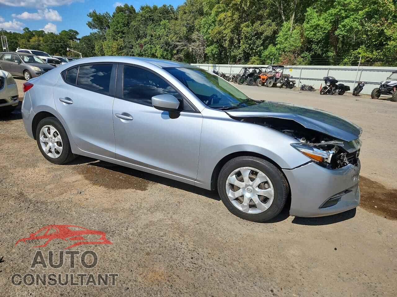 MAZDA 3 2018 - 3MZBN1U71JM258661