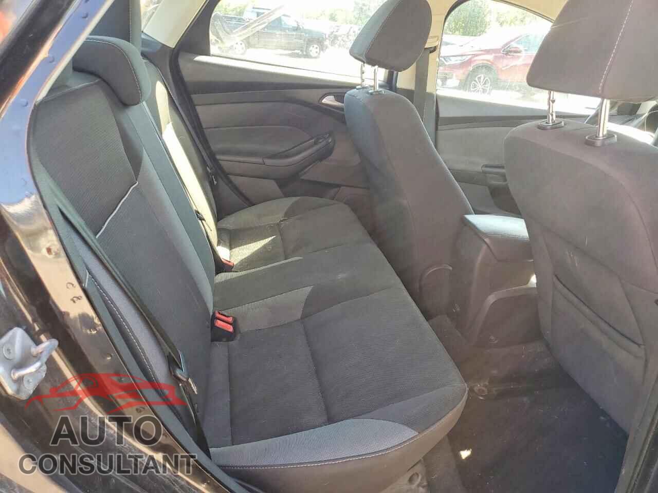 FORD FOCUS 2012 - 1FAHP3F26CL426115