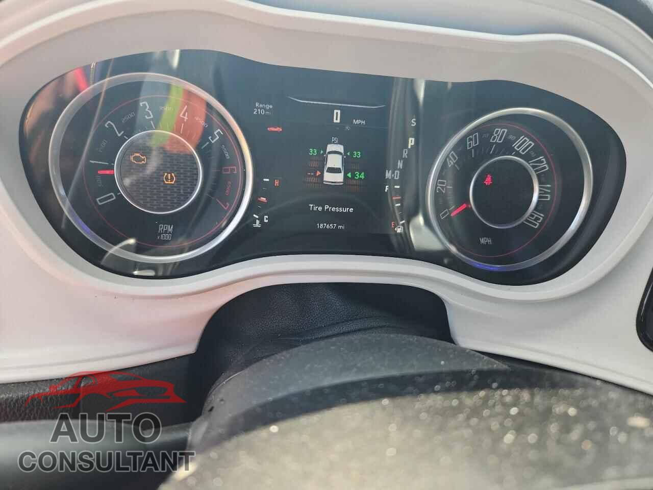 DODGE CHALLENGER 2015 - 2C3CDZBTXFH889363