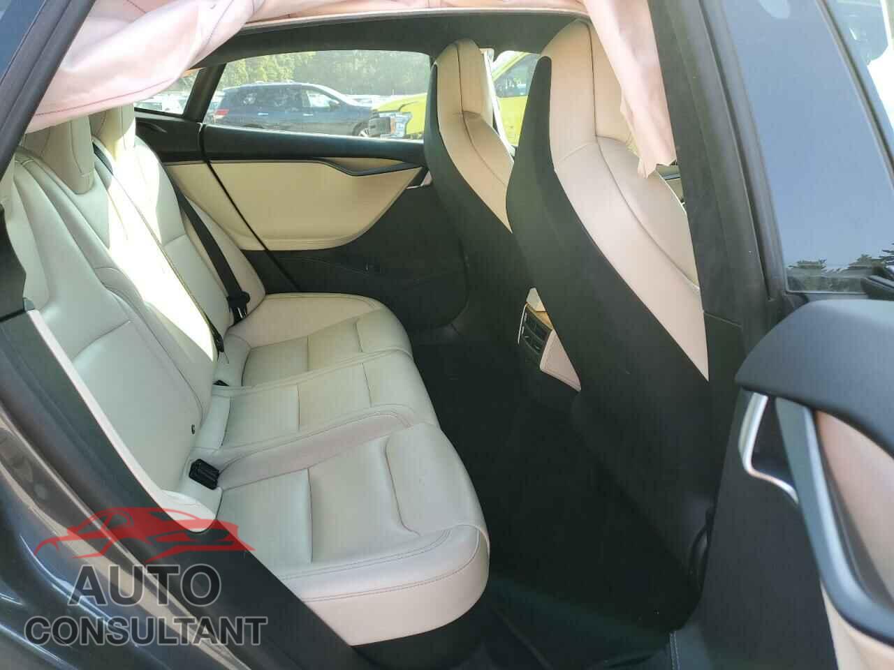 TESLA MODEL S 2020 - 5YJSA1E23LF354946