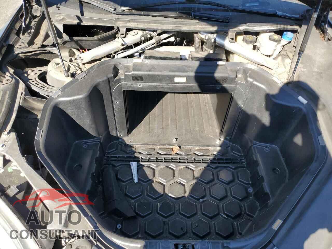 TESLA MODEL S 2012 - 5YJSA1DP9CFS00884