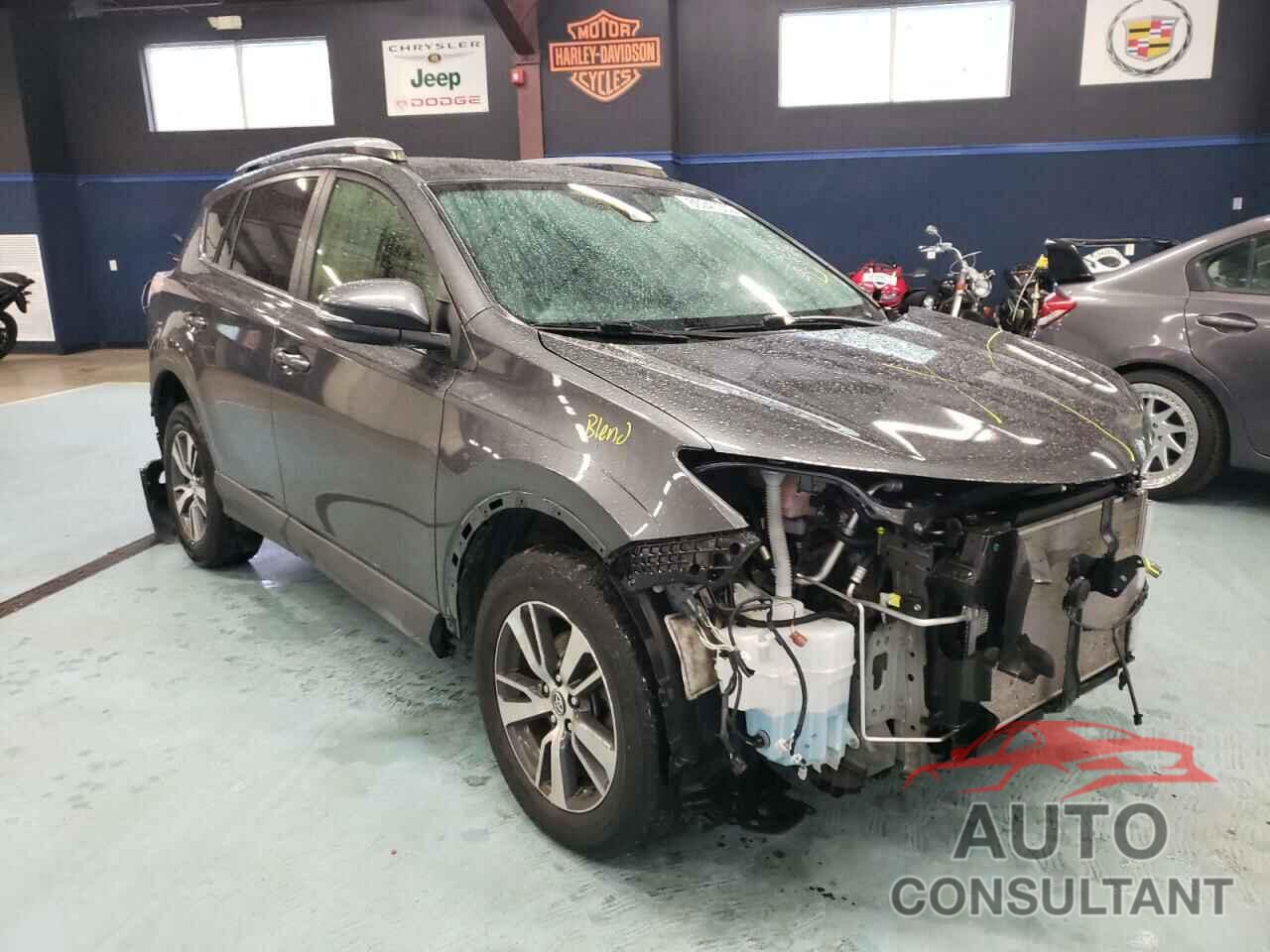 TOYOTA RAV4 2018 - JTMRFREV2JJ200551
