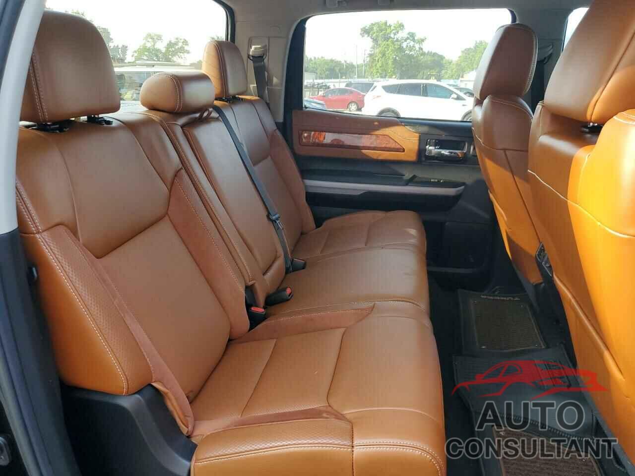 TOYOTA TUNDRA 2020 - 5TFAY5F17LX887893