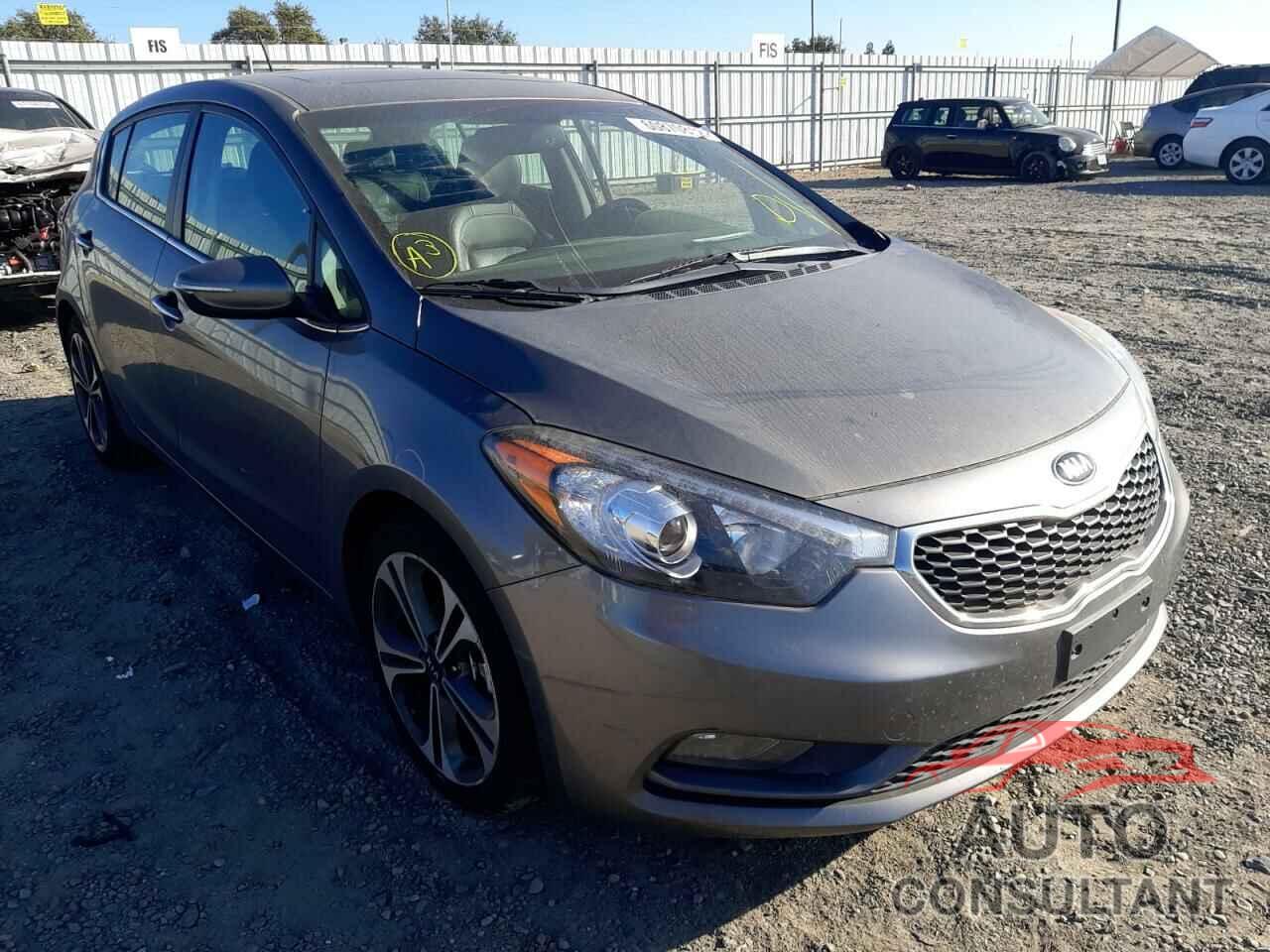 KIA FORTE 2016 - KNAFX5A80G5633549