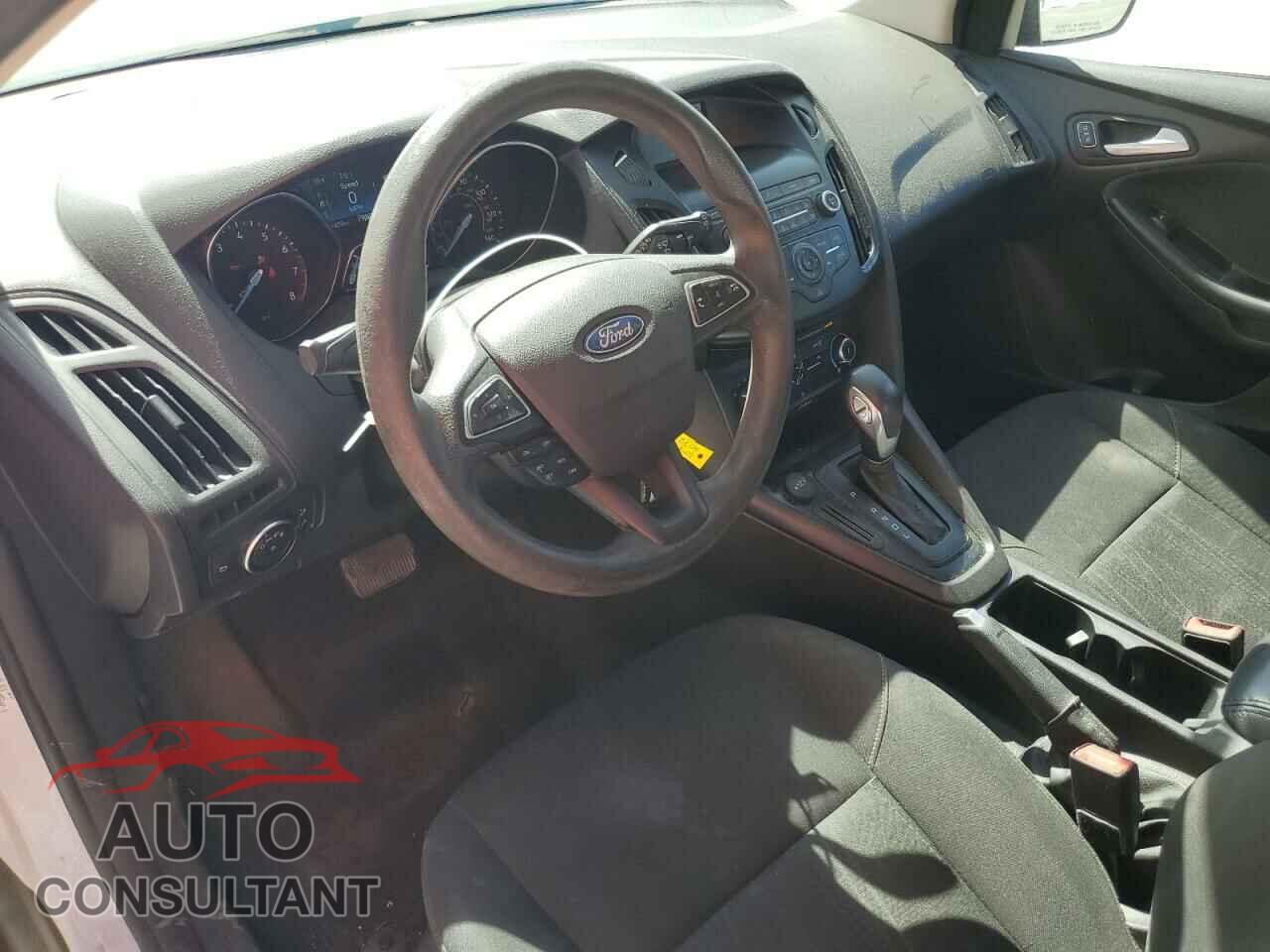 FORD FOCUS 2018 - 1FADP3K29JL261159