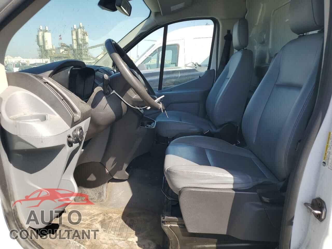 FORD TRANSIT 2017 - 1FTYE1YM8HKB37611