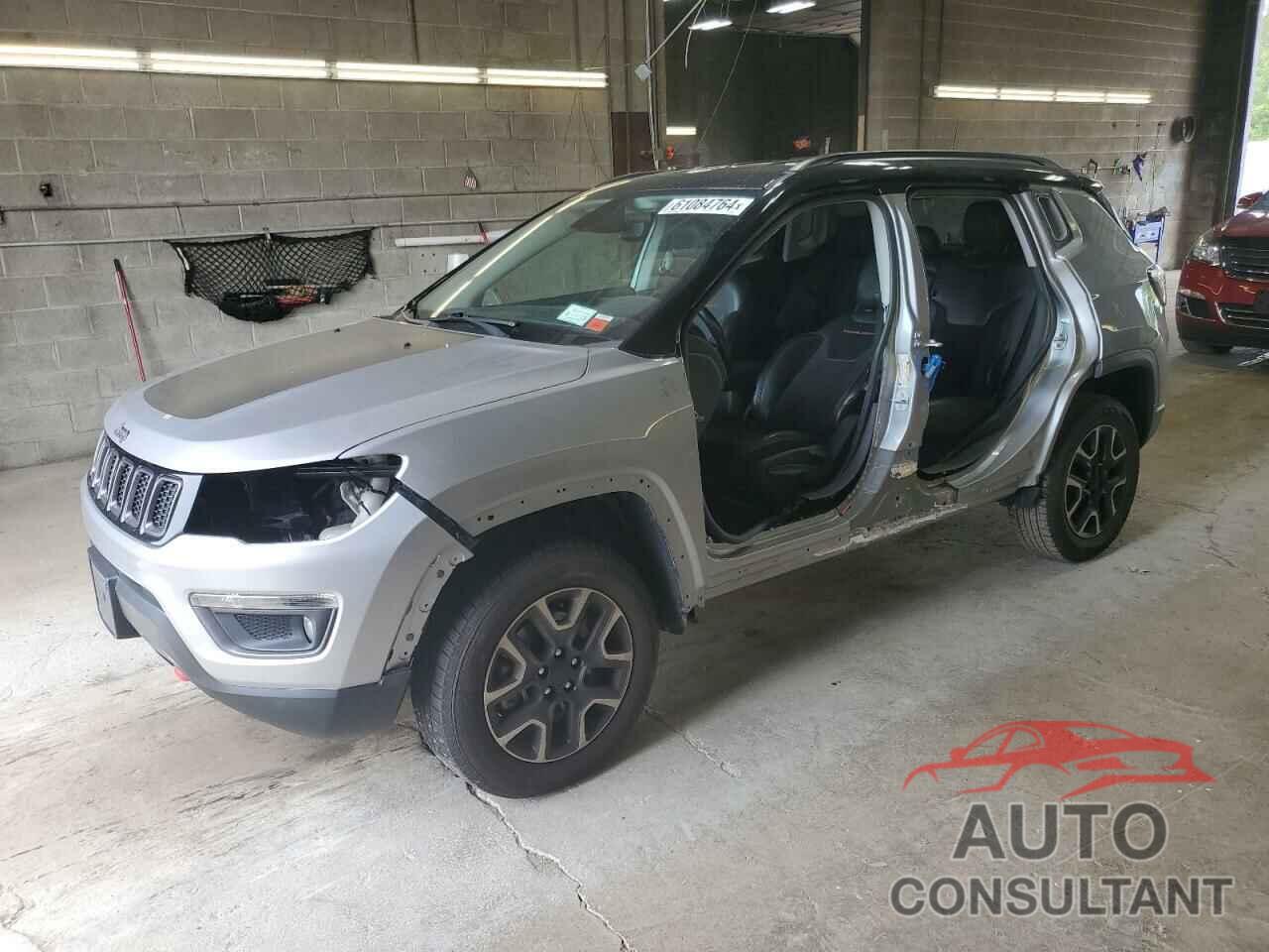 JEEP COMPASS 2020 - 3C4NJDDB2LT195998