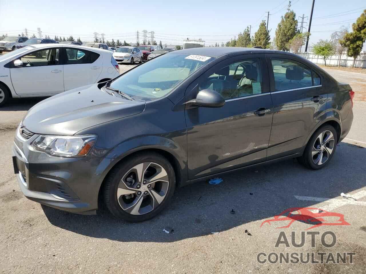 CHEVROLET SONIC 2019 - 1G1JF5SB7K4128755