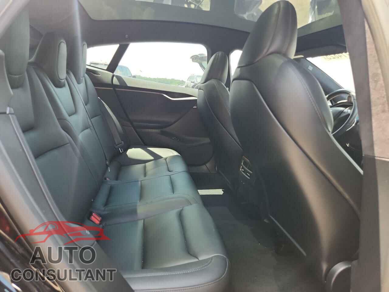 TESLA MODEL S 2020 - 5YJSA1E20LF412754