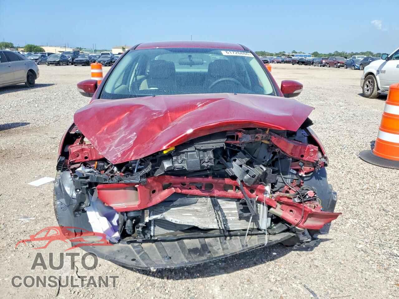 FORD FOCUS 2017 - 1FADP3F22HL327247