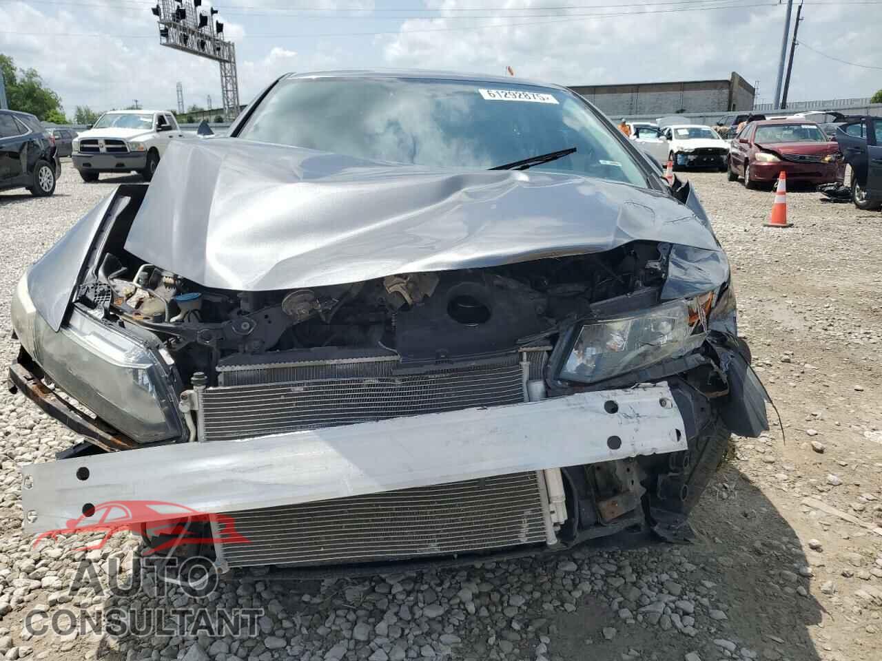 HONDA CIVIC 2013 - 2HGFB2F55DH582960