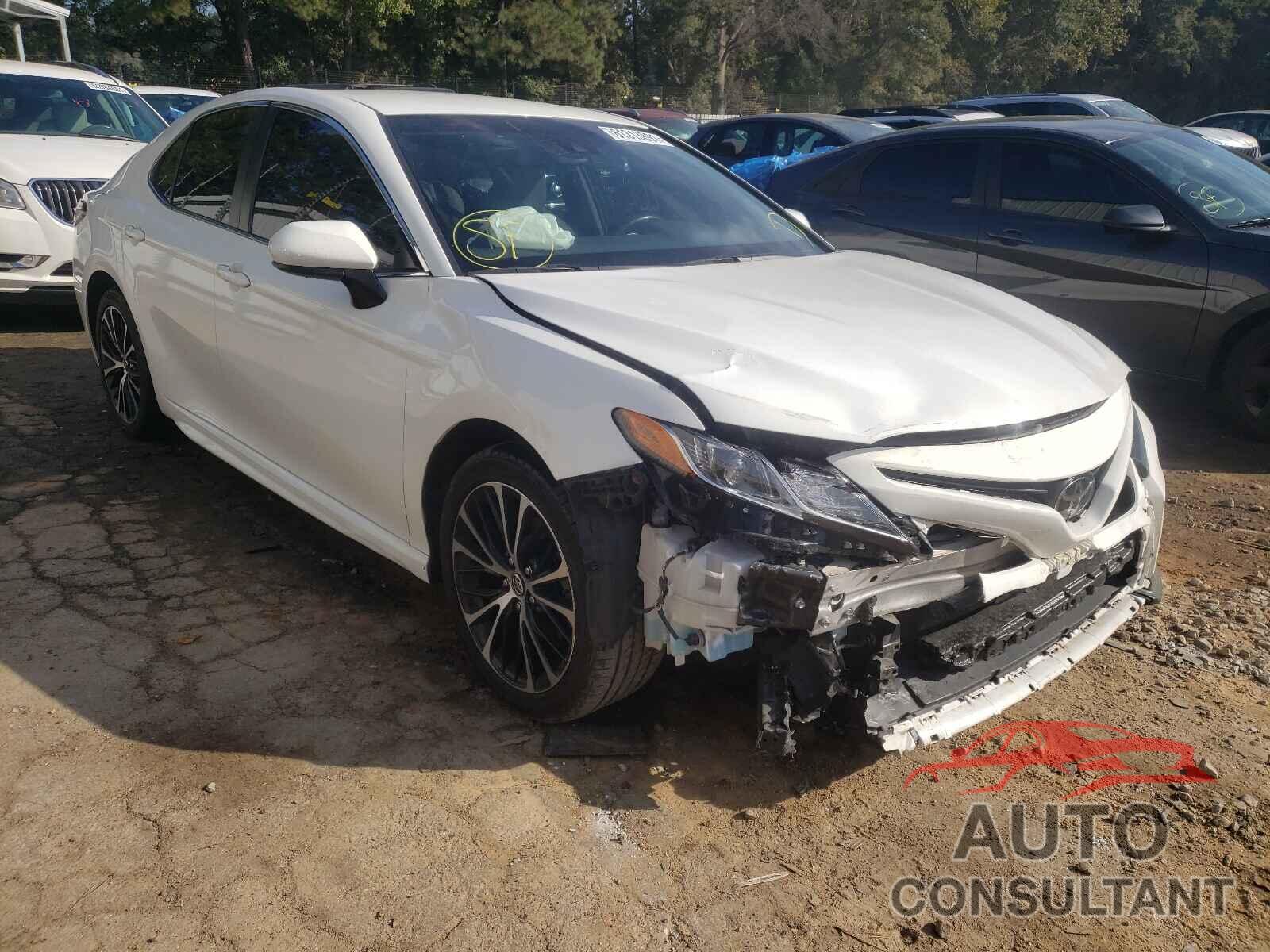 TOYOTA CAMRY 2018 - JTNB11HK1J3033697