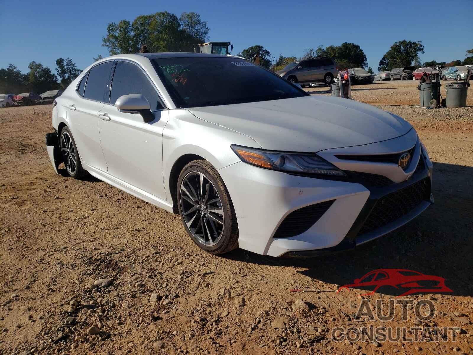 TOYOTA CAMRY 2018 - 4T1BZ1HK6JU020267