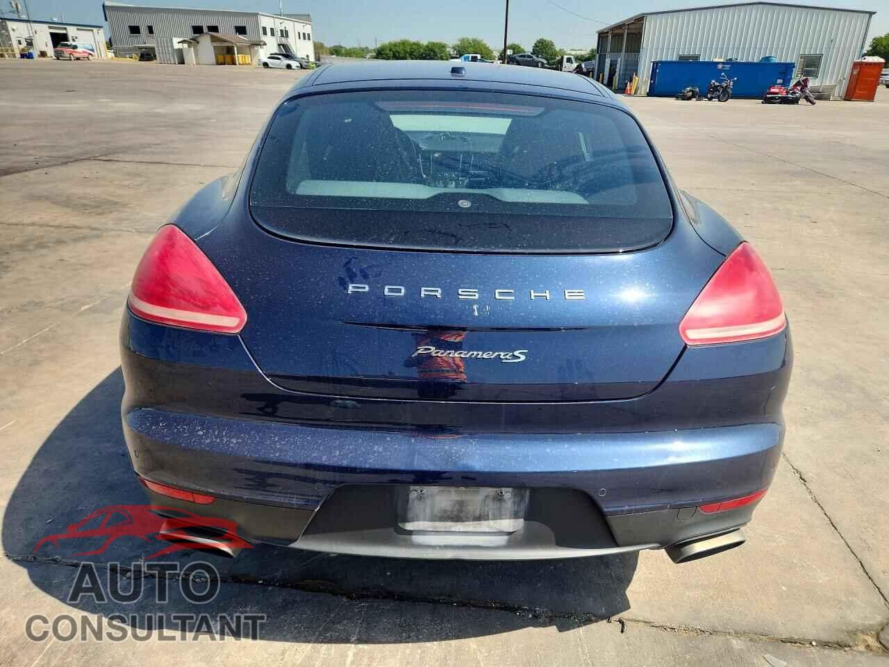 PORSCHE PANAMERA 2015 - WP0AA2A72FL001411
