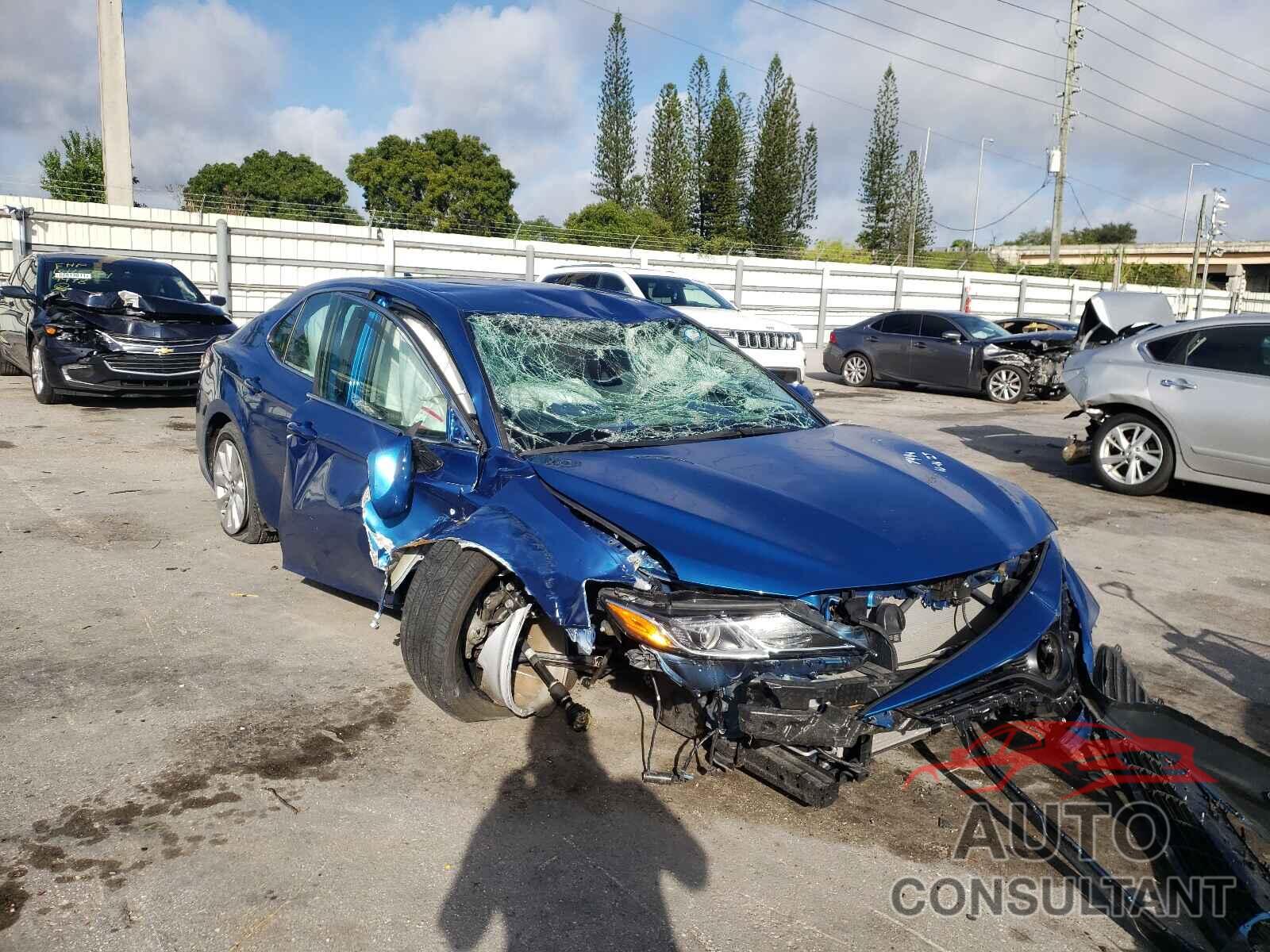 TOYOTA CAMRY 2019 - 4T1B11HK3KU237994
