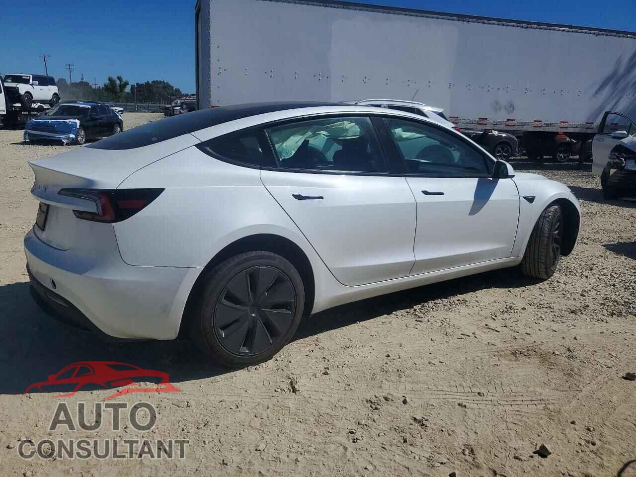 TESLA MODEL 3 2026 - 5YJ3E1EA2TF131216
