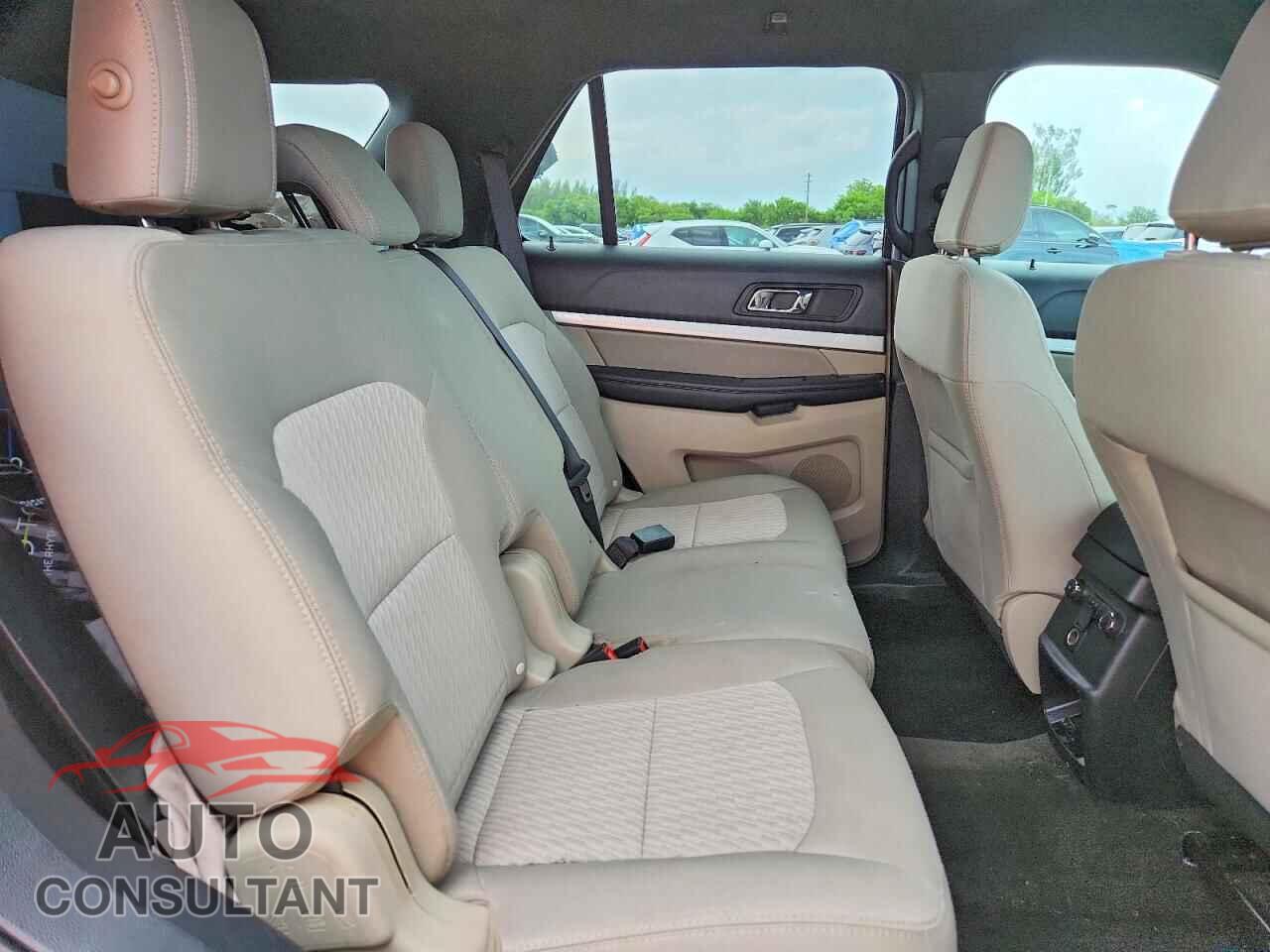 FORD EXPLORER 2018 - 1FM5K7B84JGB39449