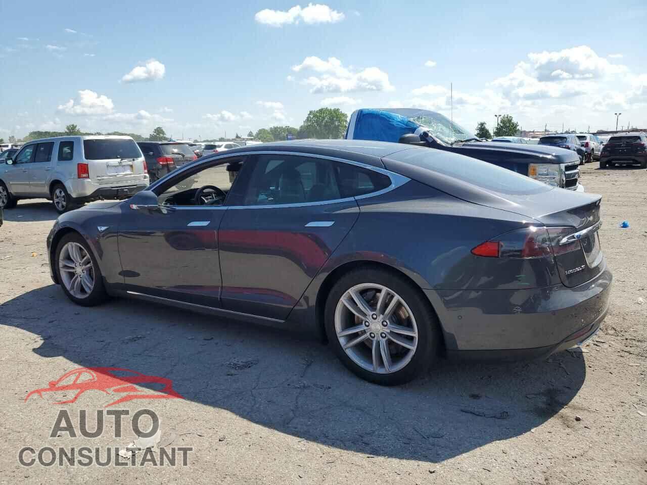 TESLA MODEL S 2015 - 5YJSA1E29FF093889
