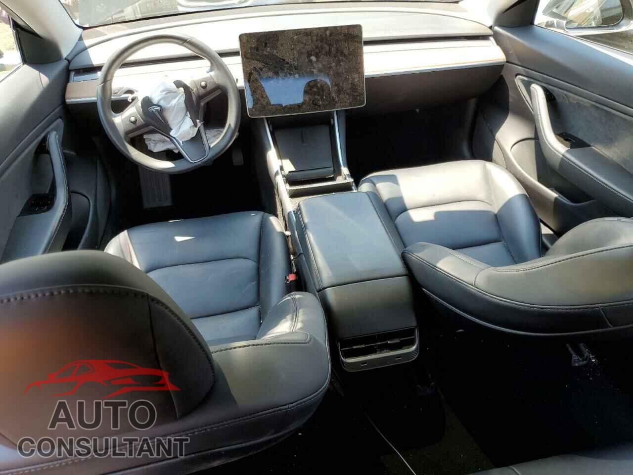 TESLA MODEL 3 2018 - 5YJ3E1EA1JF018774