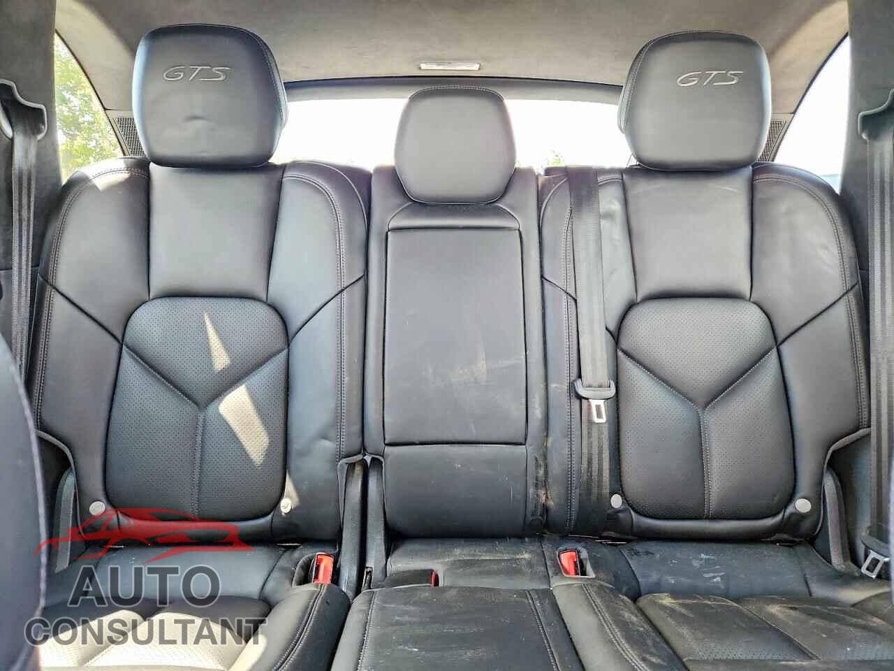 PORSCHE CAYENNE 2016 - WP1AD2A23GLA76792