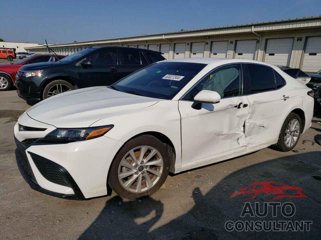 TOYOTA CAMRY 2021 - 4T1G11AKXMU490037