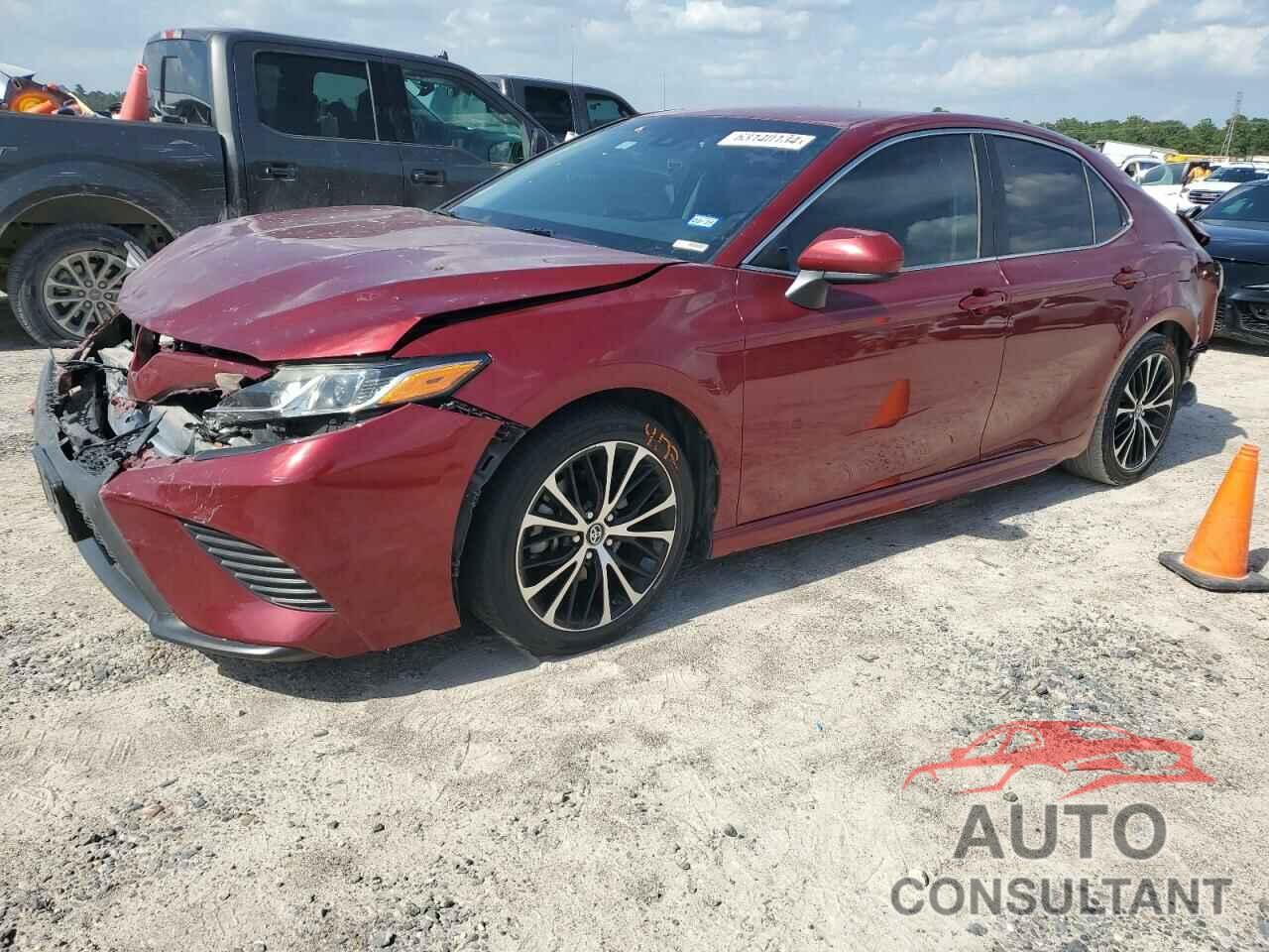 TOYOTA CAMRY 2018 - 4T1B11HK0JU646002