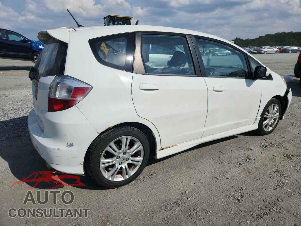 HONDA FIT 2009 - JHMGE87649S026044