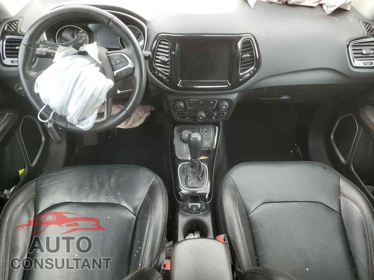 JEEP COMPASS 2019 - 3C4NJDCB7KT740853
