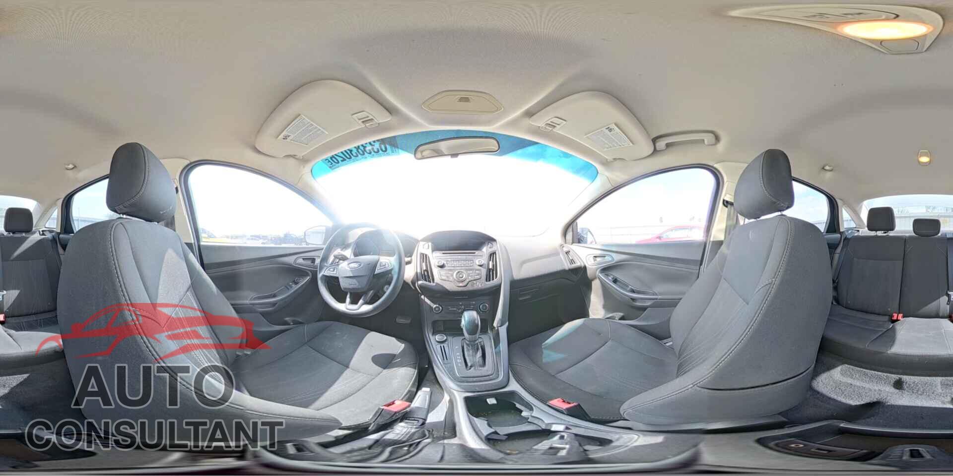 FORD FOCUS 2017 - 1FADP3E28HL214081
