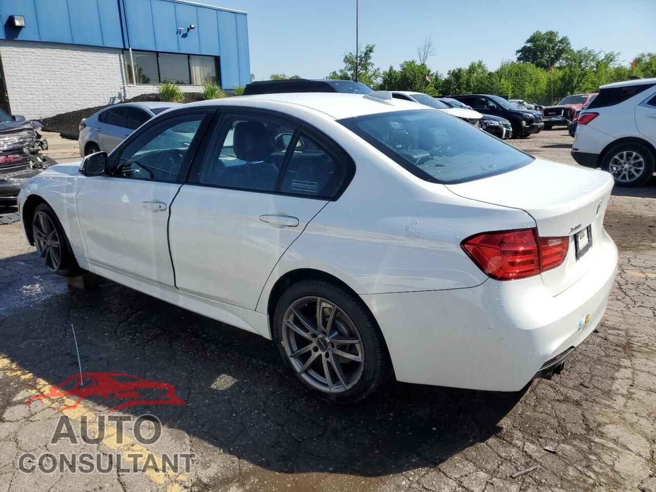 BMW 3 SERIES 2013 - WBA3B3C59DF540110