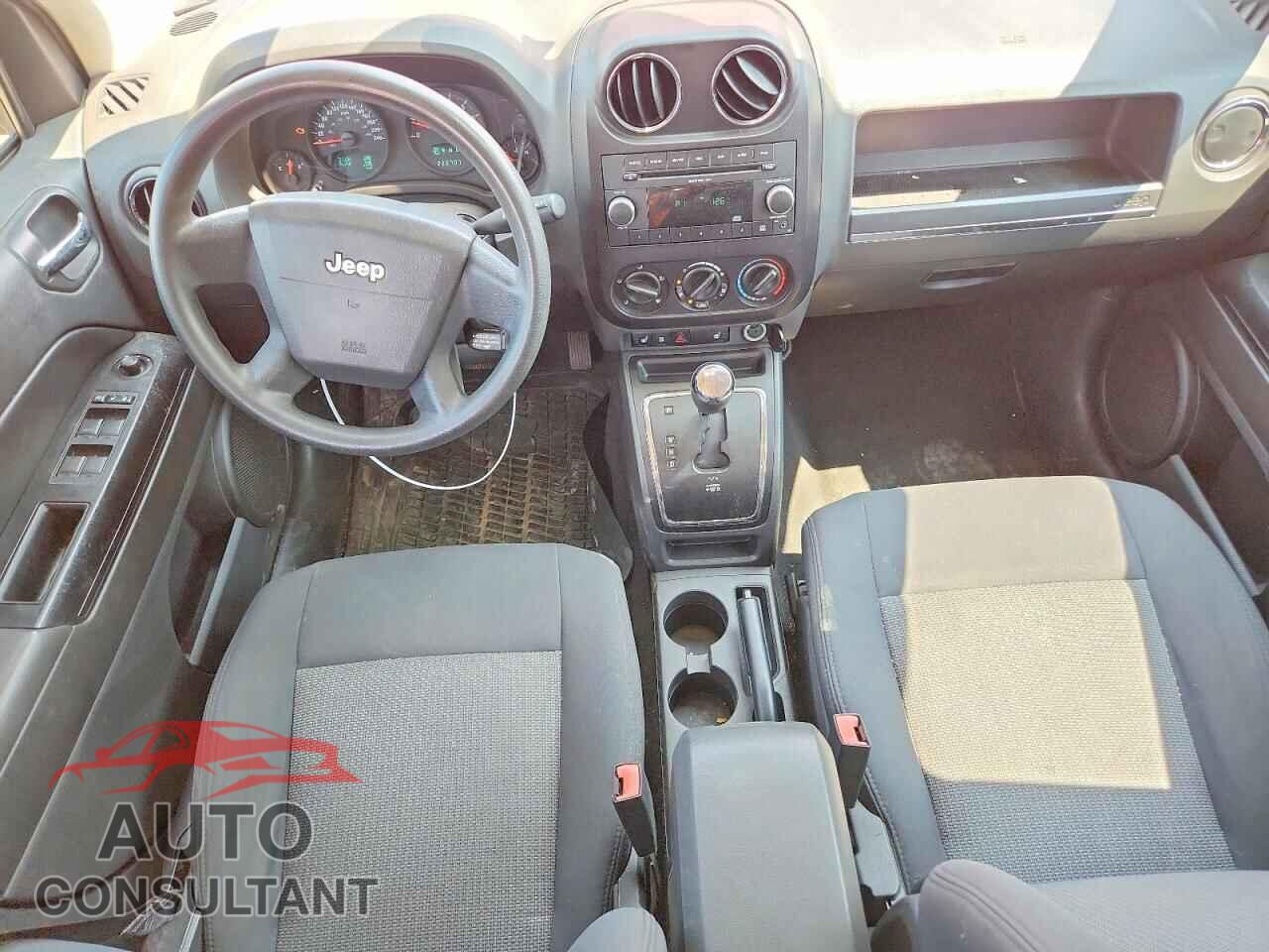 JEEP COMPASS 2009 - 1J8FT47B39D211322