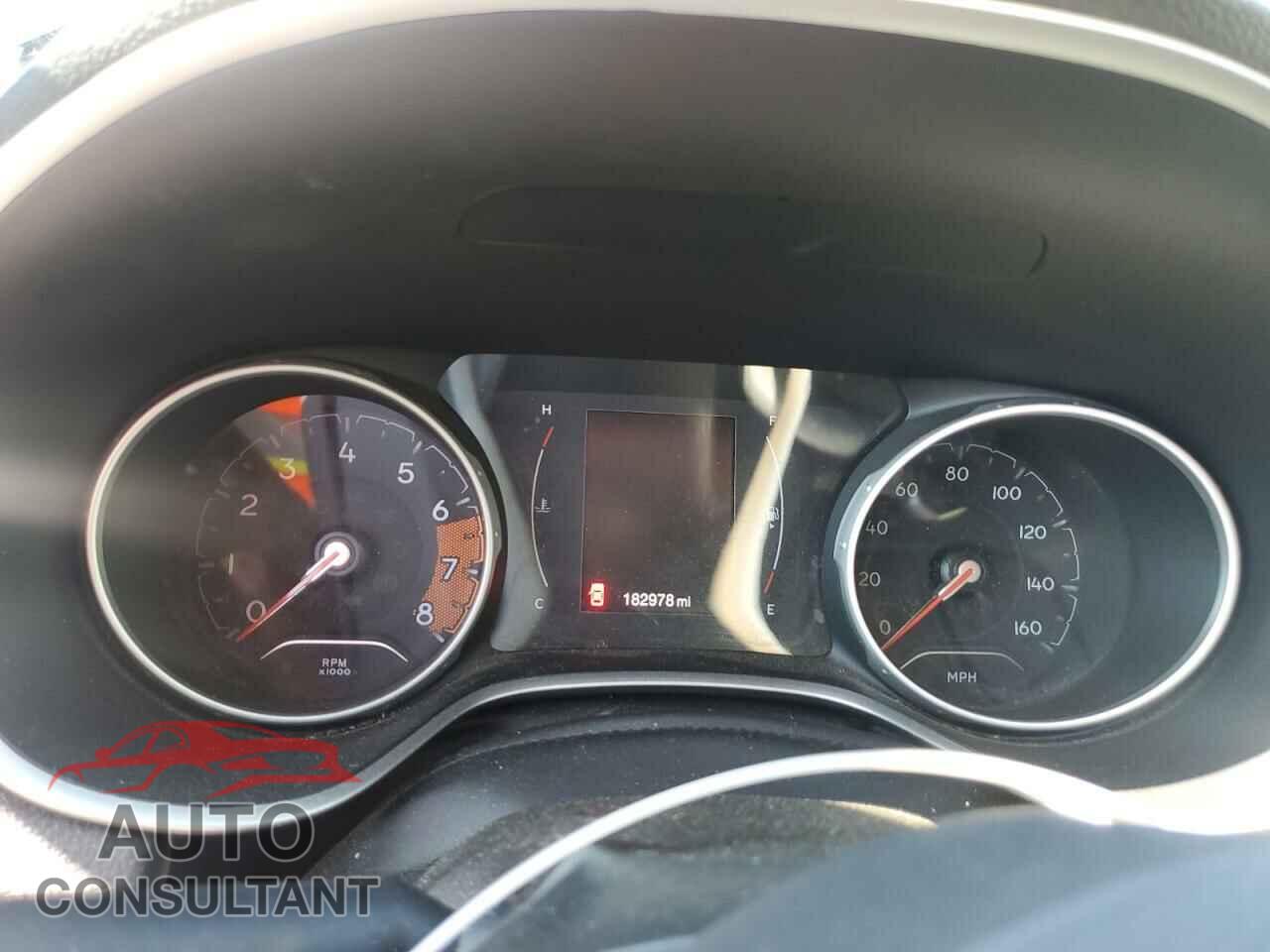 JEEP COMPASS 2018 - 3C4NJCAB7JT204335