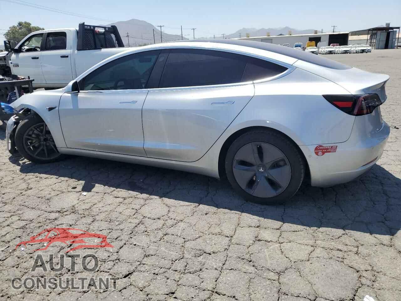 TESLA MODEL 3 2018 - 5YJ3E1EA8JF043946