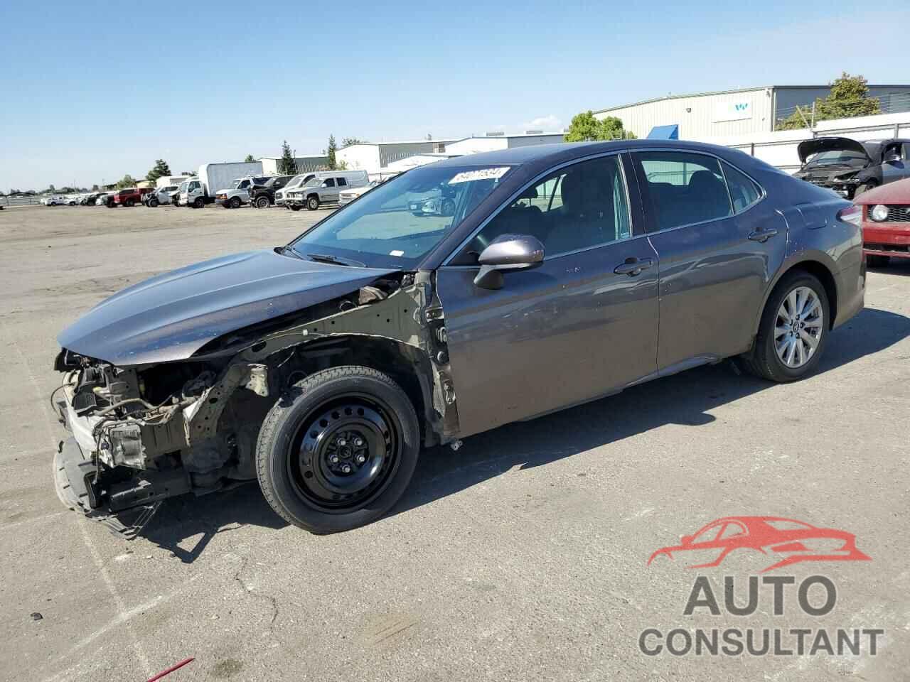 TOYOTA CAMRY 2018 - 4T1B11HK6JU617457