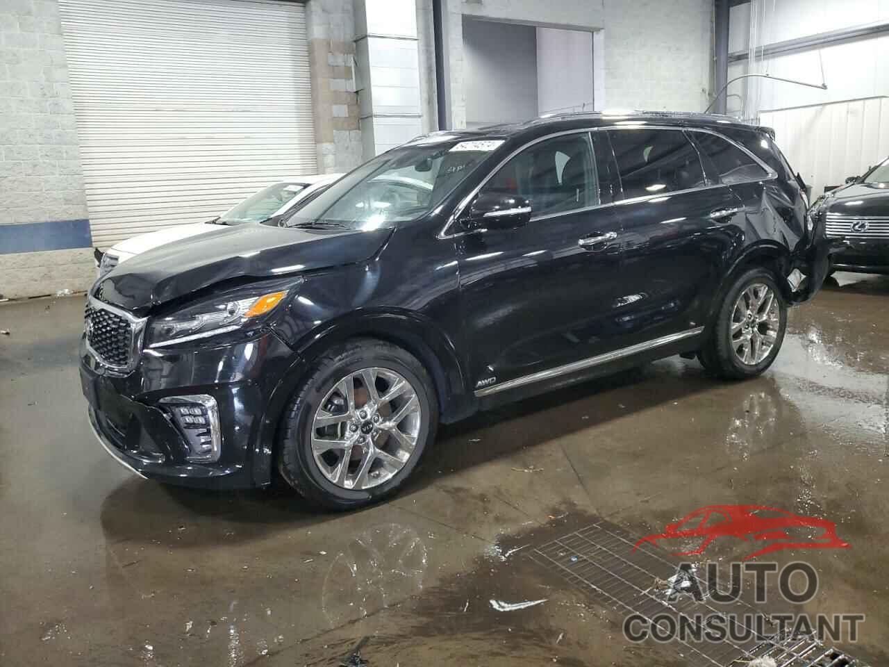 KIA SORENTO 2019 - 5XYPKDA50KG592023