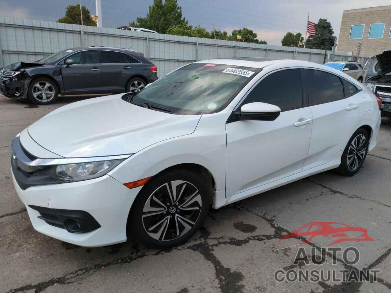 HONDA CIVIC 2018 - JHMFC1F72JX021239