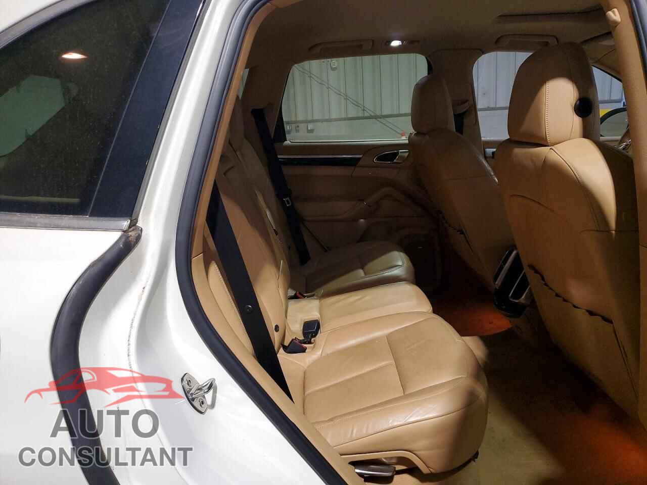 PORSCHE CAYENNE 2011 - WP1AA2A26BLA04311