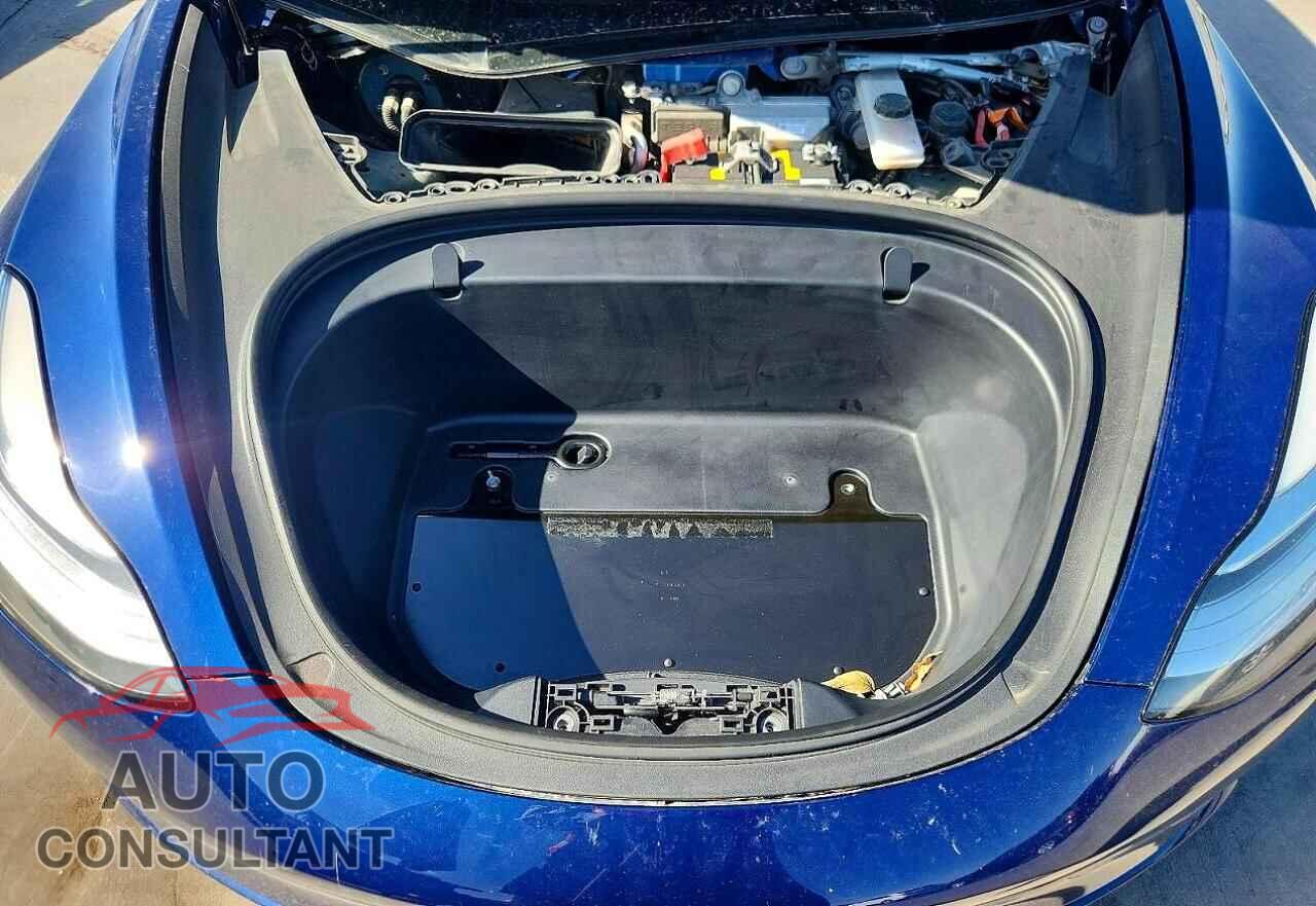TESLA MODEL 3 2018 - 5YJ3E1EA2JF018170
