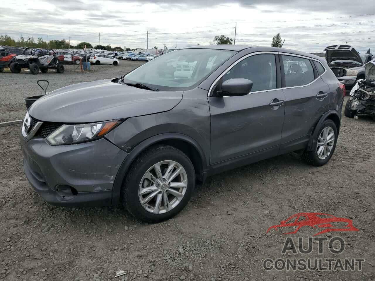 NISSAN ROGUE 2017 - JN1BJ1CR2HW137426