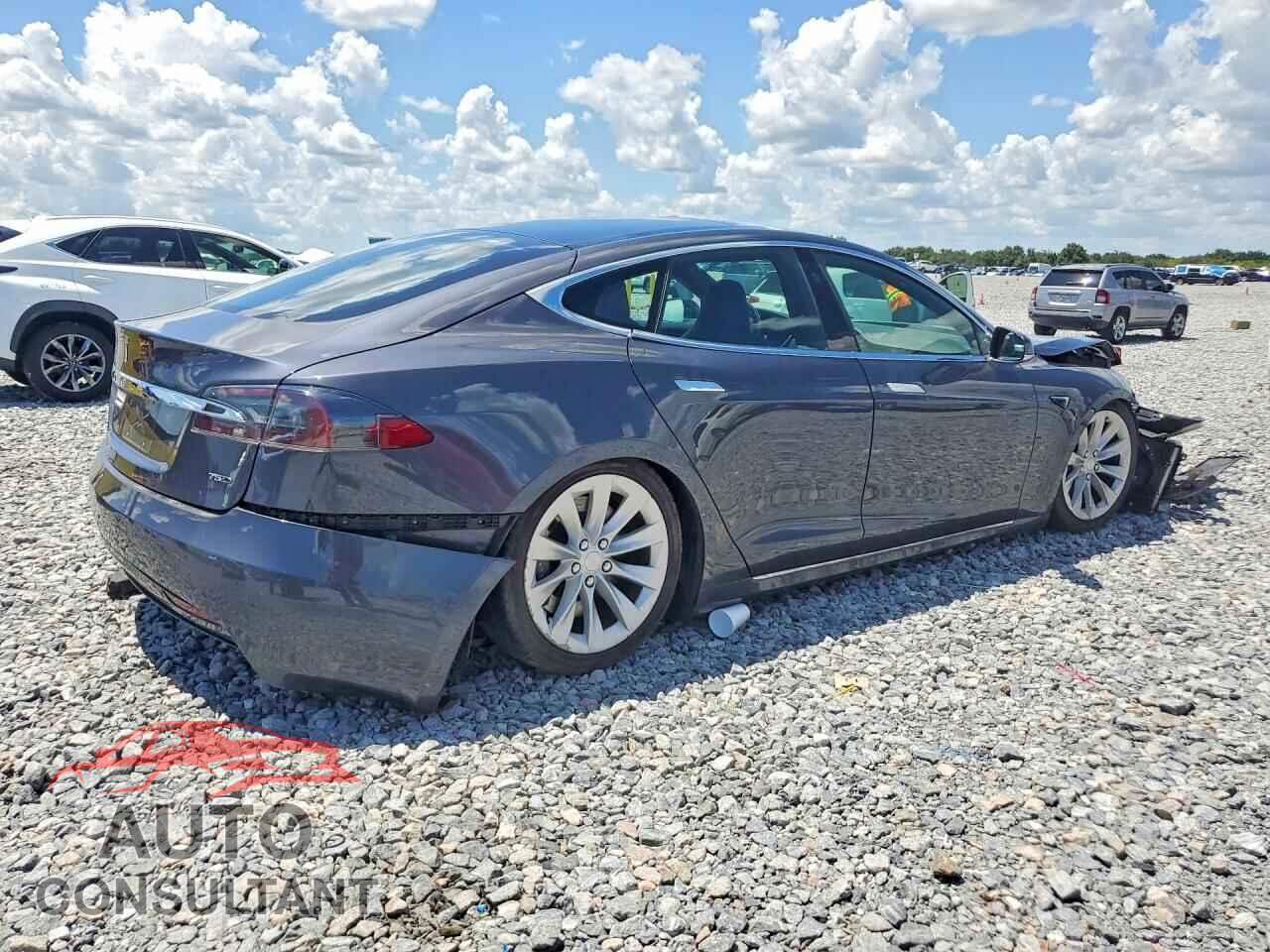 TESLA MODEL S 2018 - 5YJSA1E26JF276062