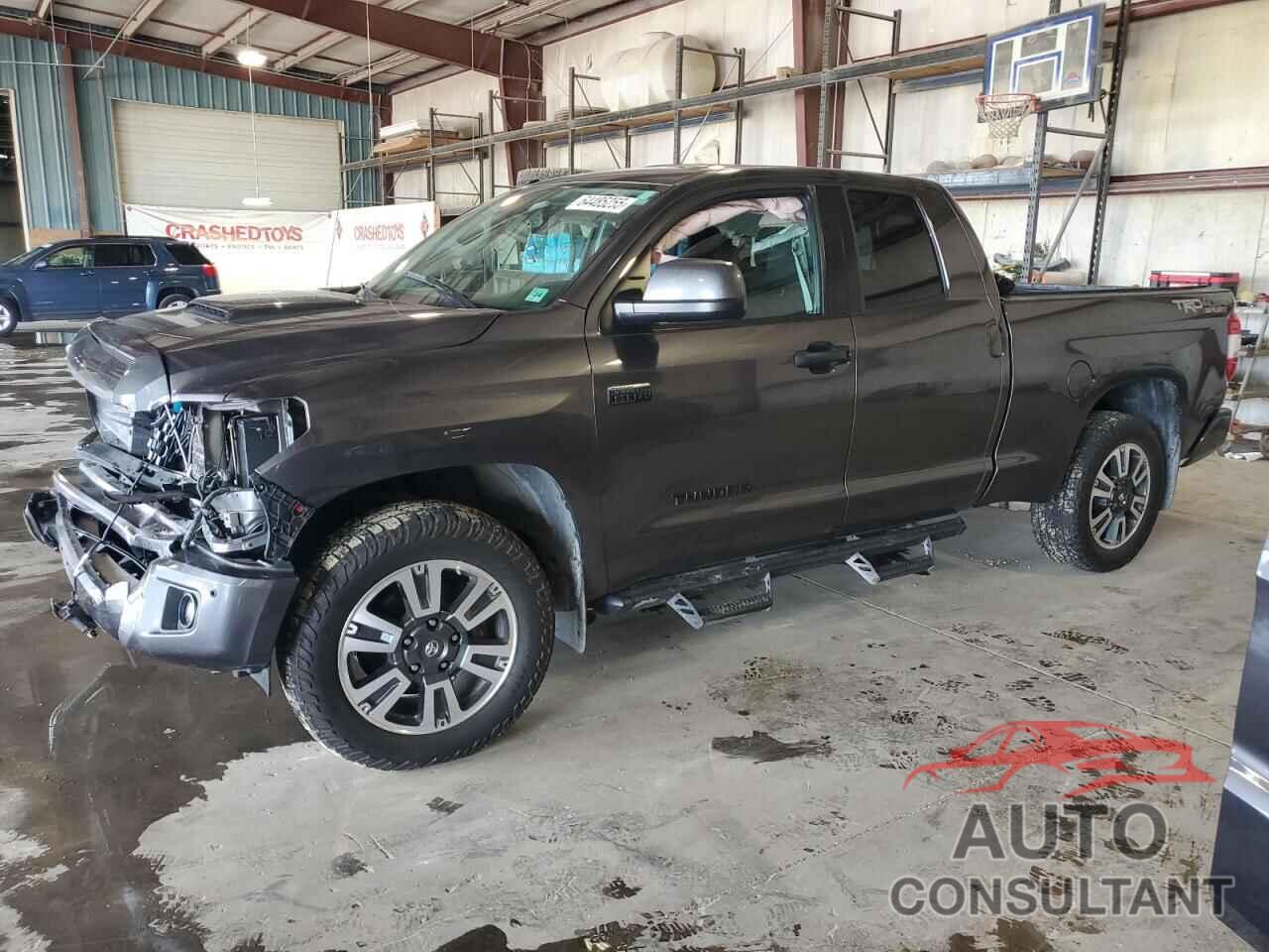 TOYOTA TUNDRA 2019 - 5TFUW5F1XKX810257