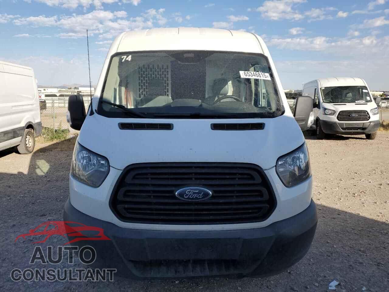 FORD TRANSIT 2019 - 1FTYE2CM2KKB35843