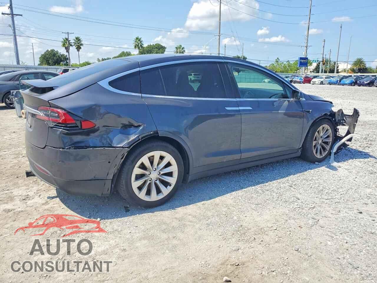 TESLA MODEL X 2017 - 5YJXCDE21HF061054