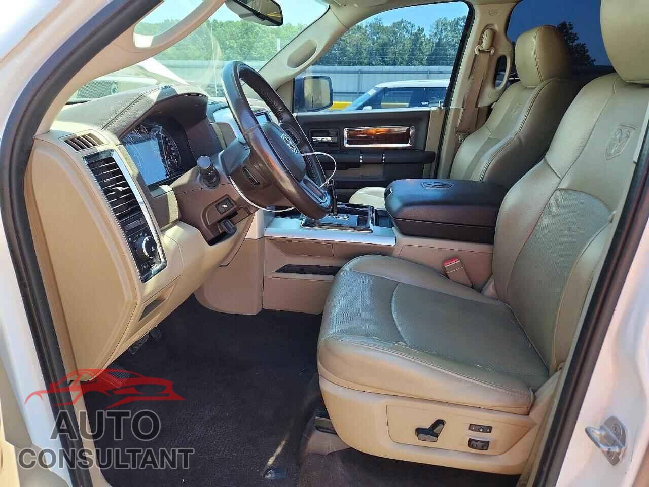 DODGE RAM 1500 2012 - 1C6RD7NT2CS328267