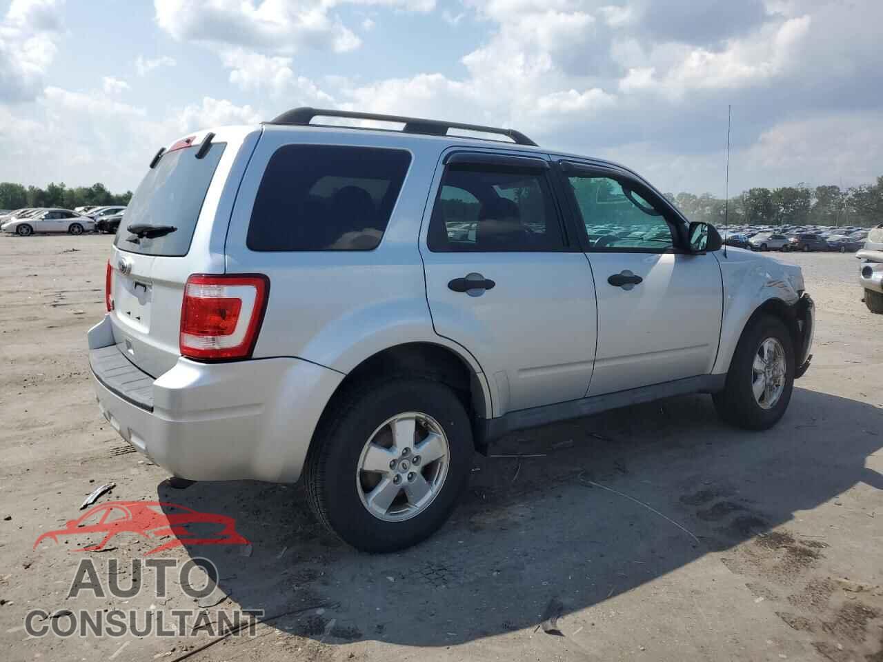 FORD ESCAPE 2011 - 1FMCU0D71BKB82741