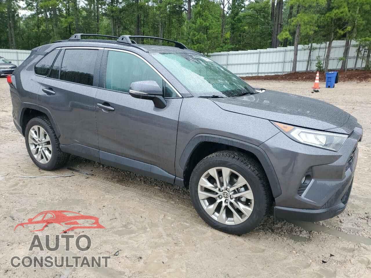 TOYOTA RAV4 2021 - 2T3C1RFVXMC152873
